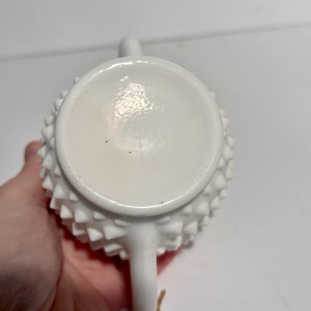 Vintage Old Fenton Milk Glass Hobnail Star Top Sugar and Creamer Set - Picture 6 of 9